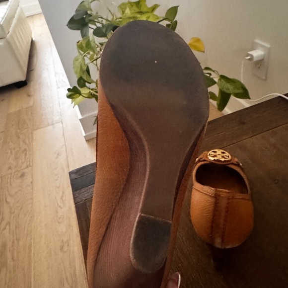 Tory Burch wedge - Picture 4 of 9